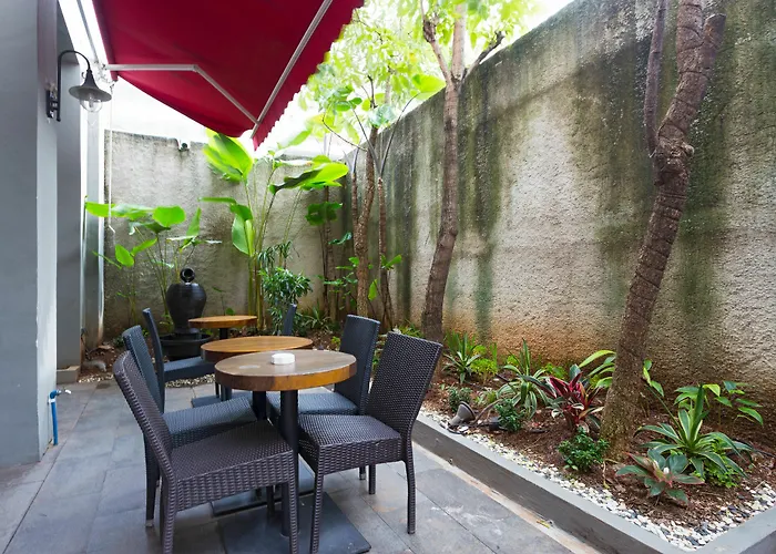 Reddoorz Near Blok M Hotel Jakarta